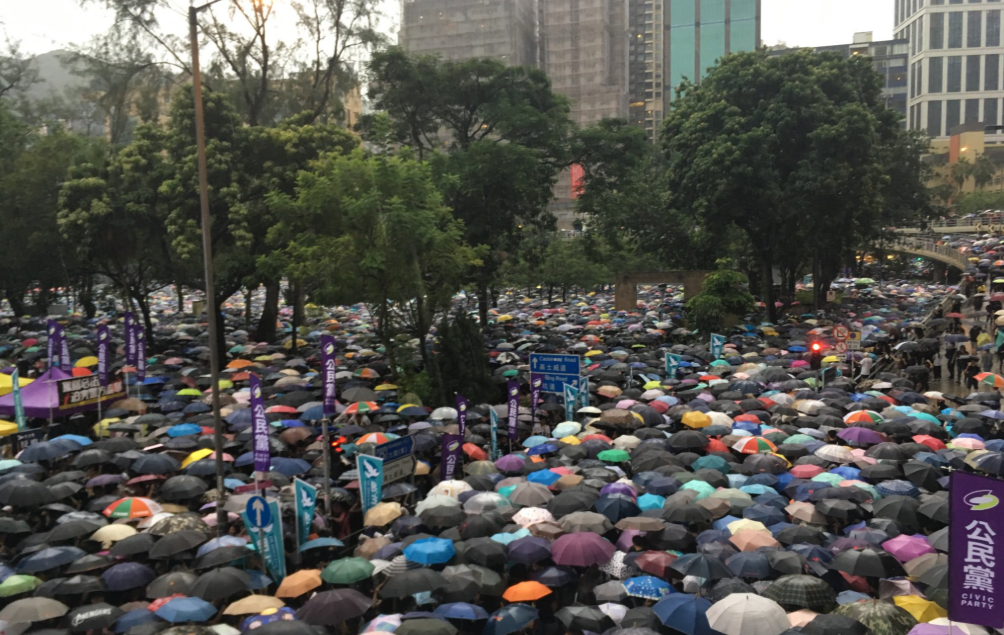 Hong Kong protestoları, Fotoğraf: Eric Cheung (Twitter)
